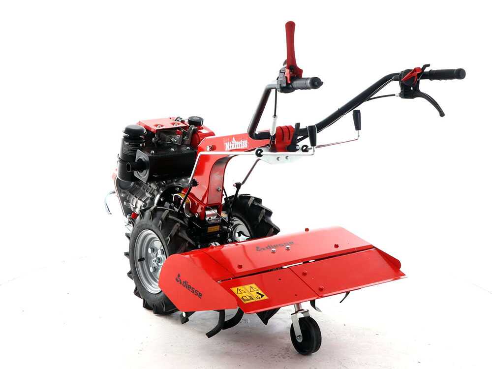 Diesse Minitriss - Motoculteur diesel - Vulcan V245 - 42 Cv - GAILLAC JARDINAGE Diesse Minitriss - Motoculteur diesel - Vulcan V245 - 4,2 Cv